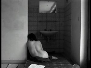 7e828a7d3f230337aa70a8883abb9968 سينماتوغراف لفيلم " انا، انت، هو، هي " للمخرجة شانتال أكرمان