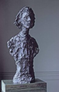 9b0ef410d9c71b9344cf27dec3372edd منحوتات ل ألبرتو جياكوميتي