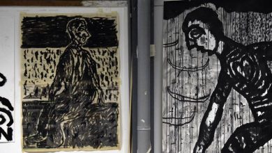 لغةٌ تتكسرُ على أضلاعِ الجسد - محمد الشريف من لوحات صادق الفراج - العراق